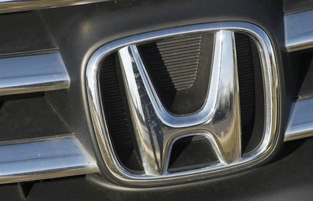 Honda import strategy unable to avail of fee cuts