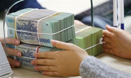 Vietnam state budget revenue fall 9% in Jan-May on Covid-19