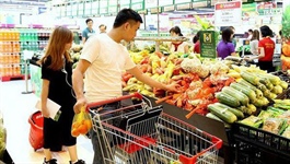 Vietnam inflation set to stay below 4% target this year: Experts
