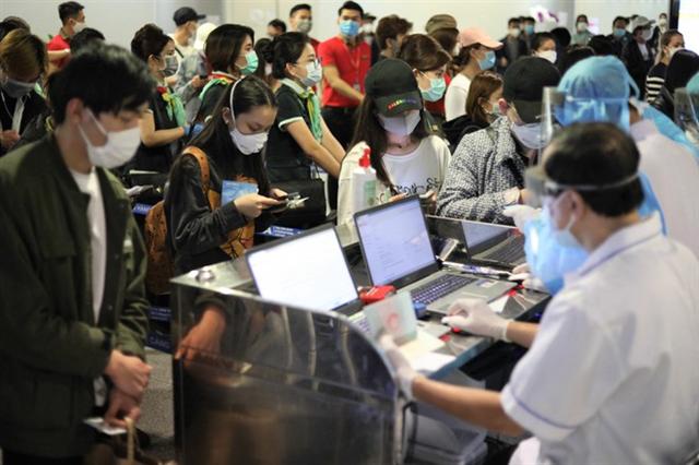 3 ngày, hơn 18.000 người từ Đà Nẵng về TP.HCM bằng đường hàng không