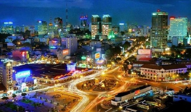 COVID-19 tái bùng phát: Kinh tế Việt Nam sẽ ra sao?