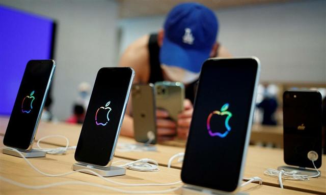 Apple vượt Saudi Aramco thành công ty giá trị nhất thế giới