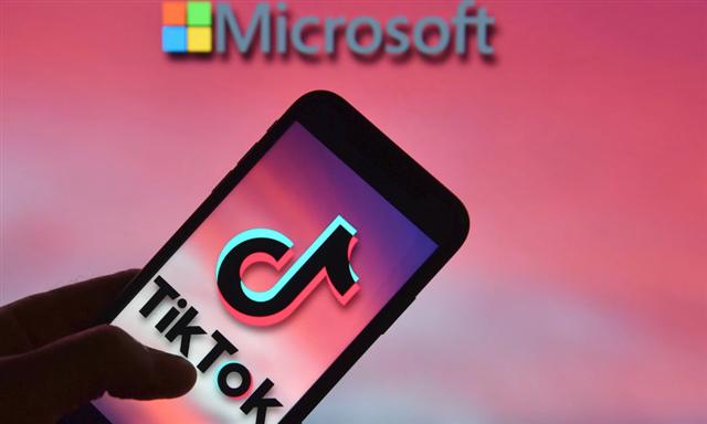 Microsoft sẽ được gì khi mua TikTok?