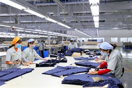 Vietnam food, drink and textile manufacturers among largest beneficiaries of EVFTA