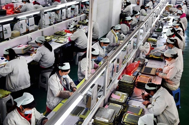 Lao động Trung Quốc chật vật vì nhà máy đóng cửa hàng loạt