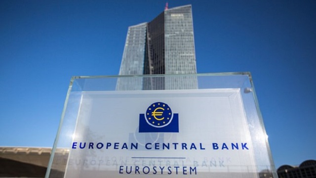 ECB quyết định giữ nguyên lãi suất ở mức thấp kỷ lục