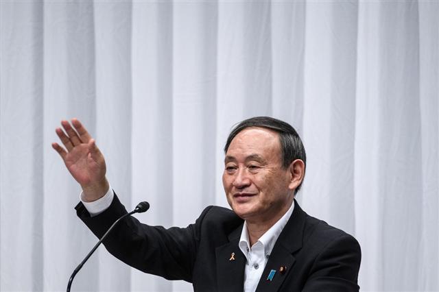 Ông Yoshihide Suga đắc cử vị trí kế nhiệm Thủ tướng Abe