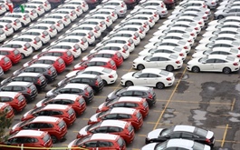 Vietnam car imports surge over 85% in August