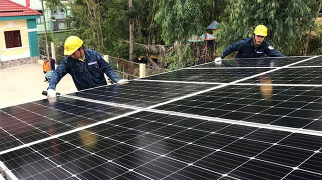 Điện mặt trời trang trại không hưởng giá 8,38 cent như điện mặt trời mái nhà