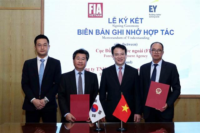 FIA and EY Vietnam sign MoU on foreign investment attraction to Vietnam