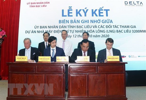 MoU inked for liquefied natural gas-fired power project in Bac Lieu