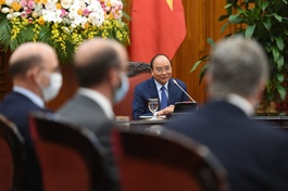 Vietnam PM dismisses deliberate devaluation of currency