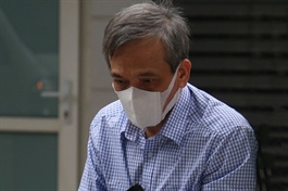 Cựu phó tổng giám đốc BIDV bị 8 năm tù