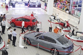 Car sales in Vietnam surge 15% in October