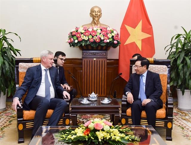 Vietnam, Russia discuss joint auto venture, increase trade