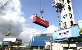 Vietnam wants to cut logistics cost to improve goods competitiveness