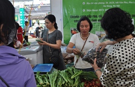 Hanoi promotes agricultural production through points of sale