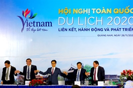 Vietnam tourism businesses join hands for salvaging industry