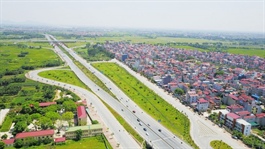 Land prices around Hanoi jump