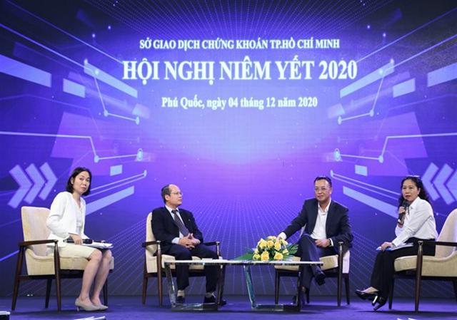 Forty listed companies honored at Vietnam Listed Company Awards 2020