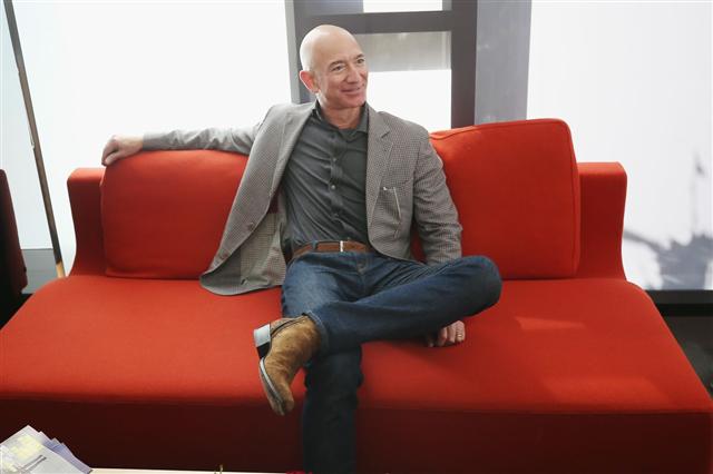 'Nỗi ám ảnh khách hàng' của Jeff Bezos giúp Amazon thành công ty 1.600 tỷ USD thế nào? - Ảnh 2.