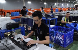 Vietnam places focus on e-commerce to improve business competitiveness