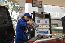 Vietnam petrol price increases for first time this year