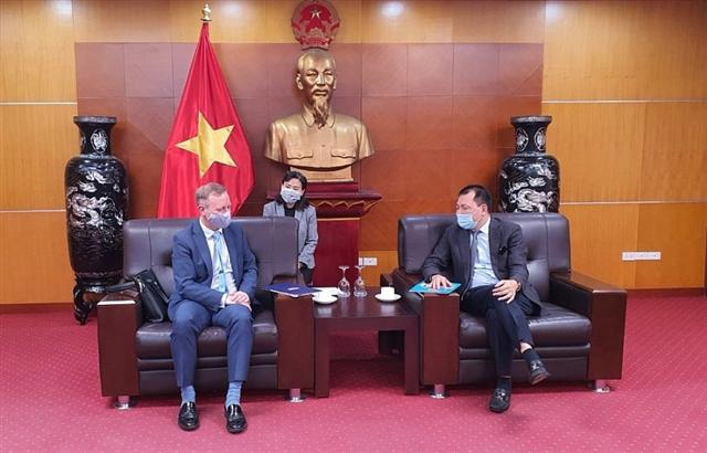 Vietnam, UK boost trade, energy cooperation