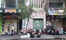 HCMC house rents plunge further after latest wave of Covid-19