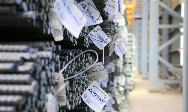 Investment funds take profits as Hoa Phat (HPG) share keeps rising