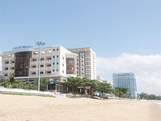 Bình Định: Di dời các khách sạn ven biển Quy Nhơn vướng quy định nào?