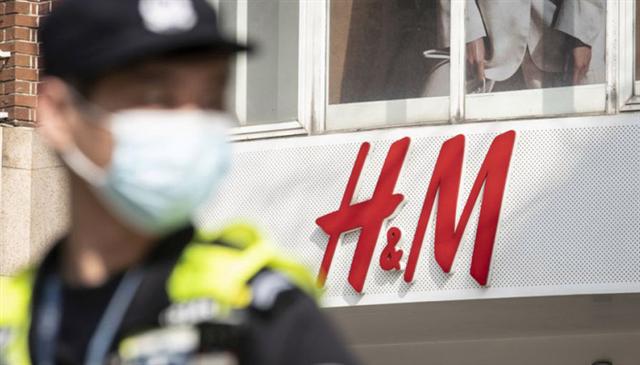 Làn sóng tẩy chay H&M, Adidas tại Trung Quốc khó kéo dài?