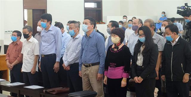 Xét xử đại án Gang thép Thái Nguyên: Luật sư đề nghị đổi tội danh cho một số bị cáo