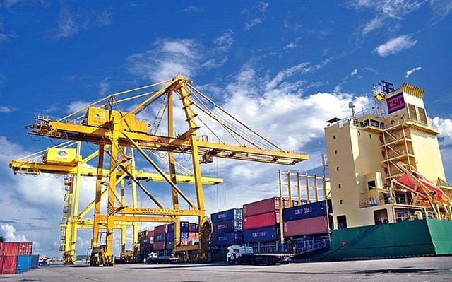 Export-import turnover hits 10-year record