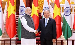 India favors closer cooperation with Vietnam