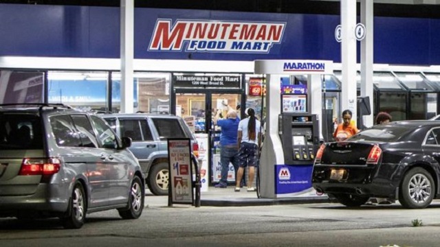 Hơn 1.000 trạm xăng tại Đông Bắc Mỹ sắp cạn kiệt nhiên liệu
