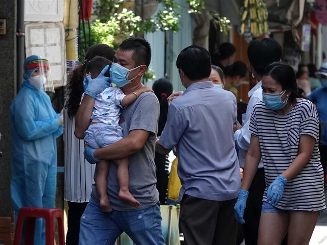 Nóng: Một gia đình 3 người nhiễm Covid-19 ở hẻm 287 Nguyễn Đình Chiểu, Q.3, TP.HCM