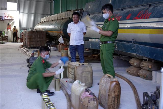 Công an Bình Thuận triệt phá vụ án xăng dầu giả quy mô lớn
