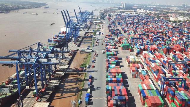 Lùi 3 tháng, hoãn hơn 700 tỷ phí hạ tầng cảng biển TP.HCM