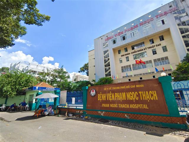 TP.HCM: 25 bệnh nhân, thân nhân Bệnh viện Phạm Ngọc Thạch dương tính Covid-19