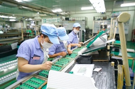 Vietnam’s GDP expands 5.64% in H1