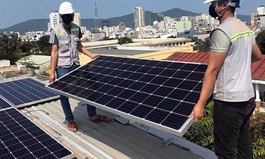 US-backed clean energy project launched in Da Nang