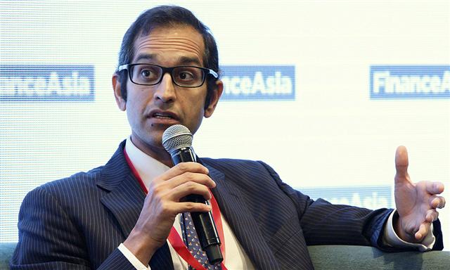 Experts share global experience in developing green bond market