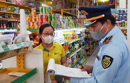 Bach Hoa Xanh stores fined for price gouging