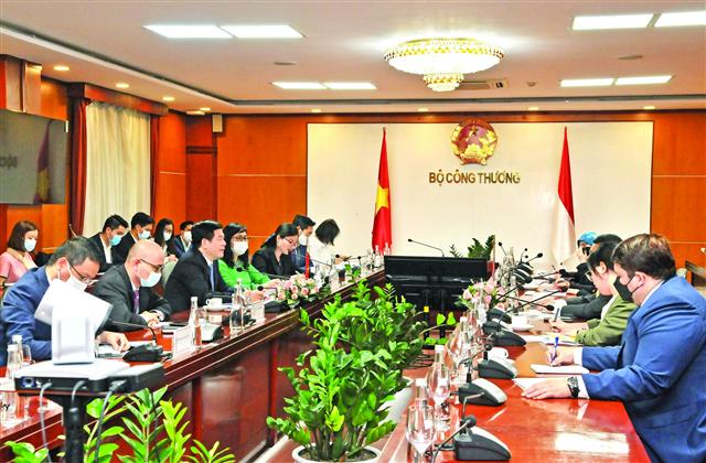 Vietnam seeks solutions to facilitate trade with ASEAN nations