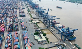 Greater efficiency, less traffic proposed for HCMC port