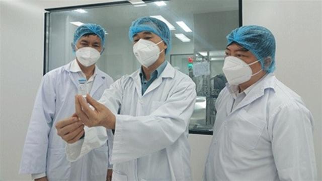 Xem xét tiến tới cấp phép khẩn cấp vắc xin Covid-19 ‘Made in Vietnam’ Nanocovax