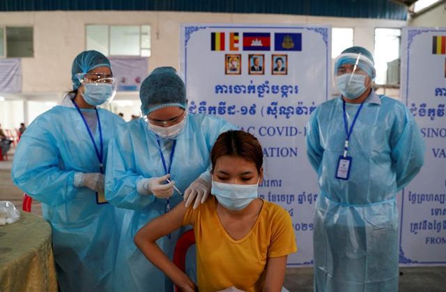Campuchia sẽ đạt được miễn dịch cộng đồng trong năm nay?