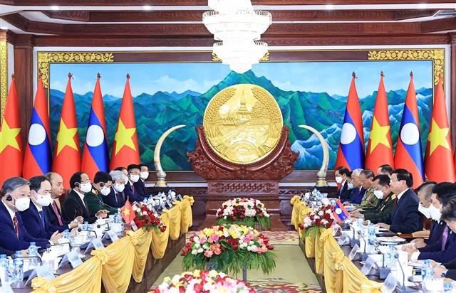 Vietnam, Laos consolidate ties, mull new highway