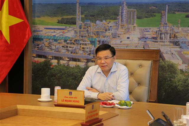 Petrovietnam urges legal amendments to overcome operation obstacles